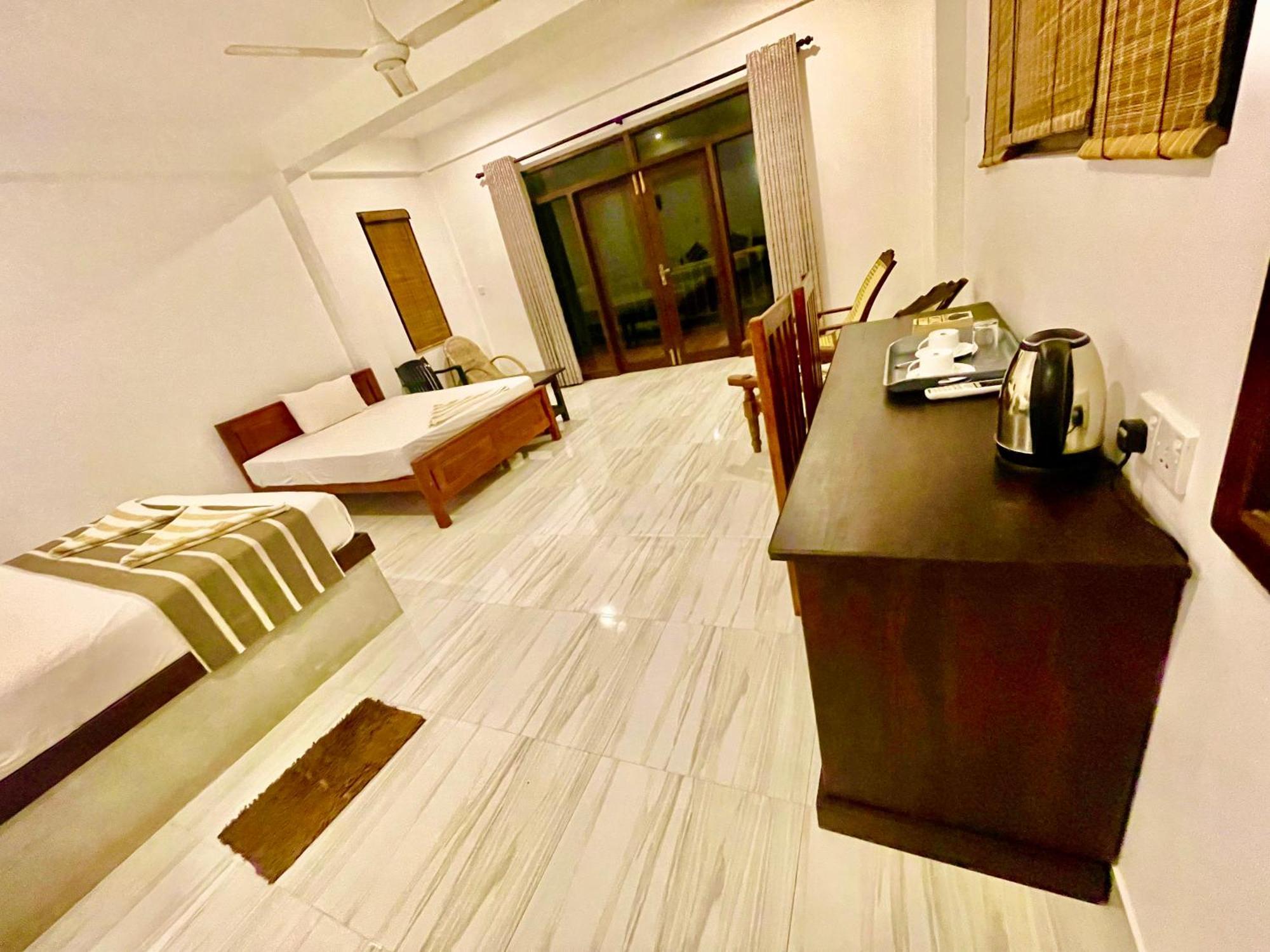 Ashansa Lagoon Resort Tangalle Dış mekan fotoğraf
